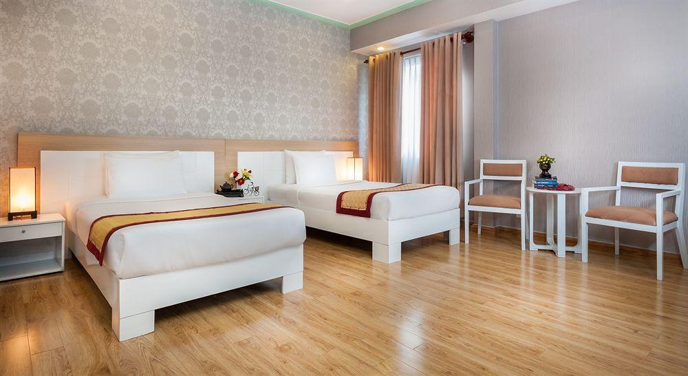 Saga Hotel Ho Chi Minh City Exterior photo