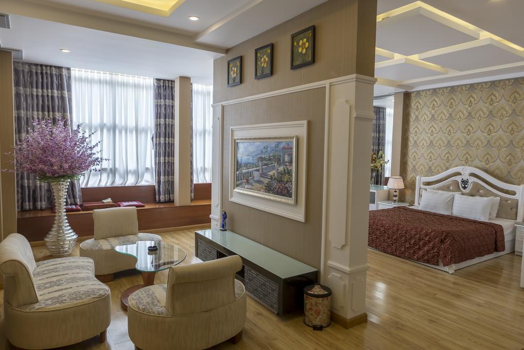 Saga Hotel Ho Chi Minh City Exterior photo