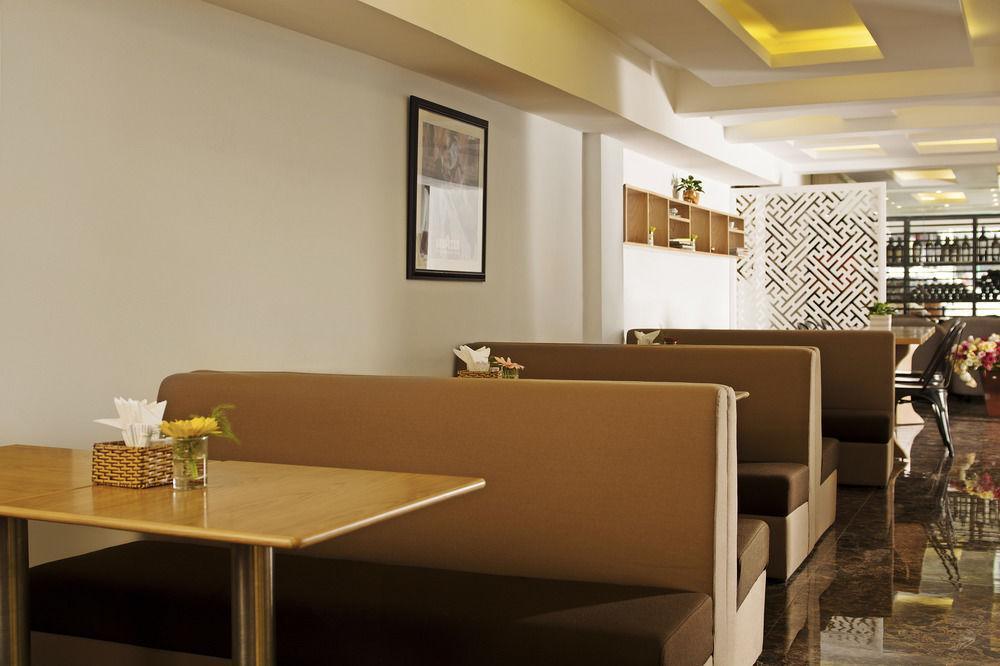Saga Hotel Ho Chi Minh City Exterior photo