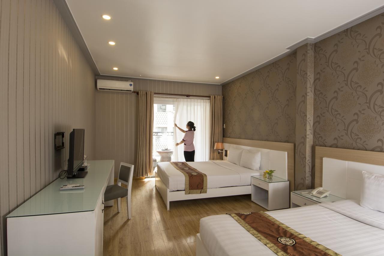 Saga Hotel Ho Chi Minh City Exterior photo